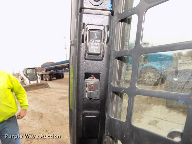 image for item DD2822 2014 Bobcat T590 skid steer