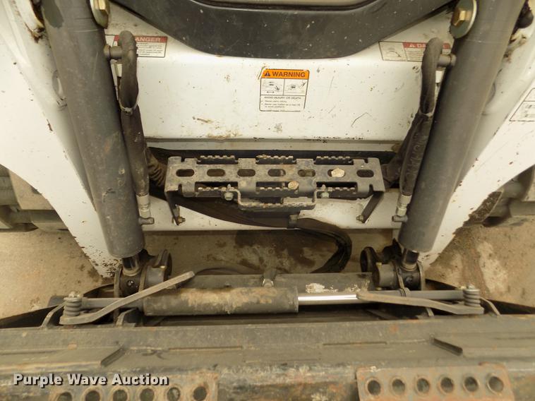 image for item DD2822 2014 Bobcat T590 skid steer
