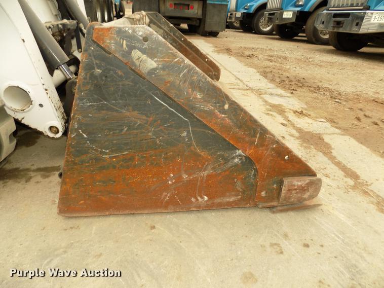 image for item DD2822 2014 Bobcat T590 skid steer