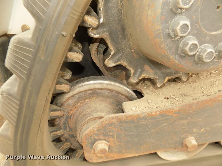 image for item DD2822 2014 Bobcat T590 skid steer