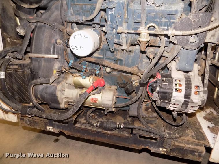 image for item DD2823 2006 Bobcat T300 skid steer