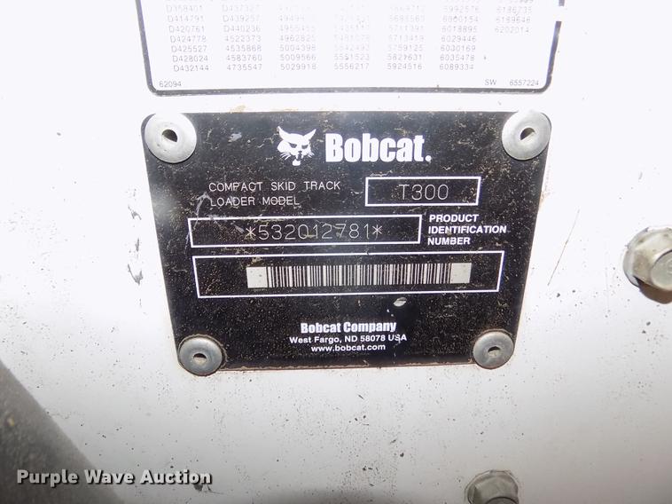 image for item DD2823 2006 Bobcat T300 skid steer