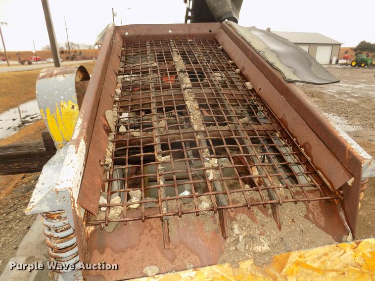 image for item DD2832 1999 Peerless SD366 shaker