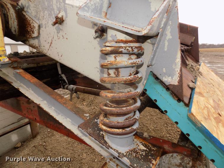 image for item DD2832 1999 Peerless SD366 shaker