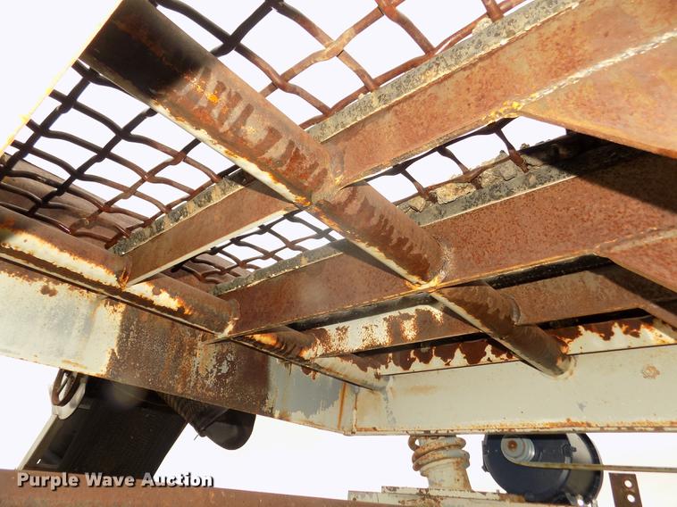 image for item DD2832 1999 Peerless SD366 shaker