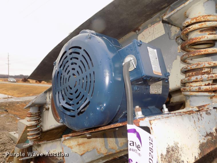 image for item DD2832 1999 Peerless SD366 shaker