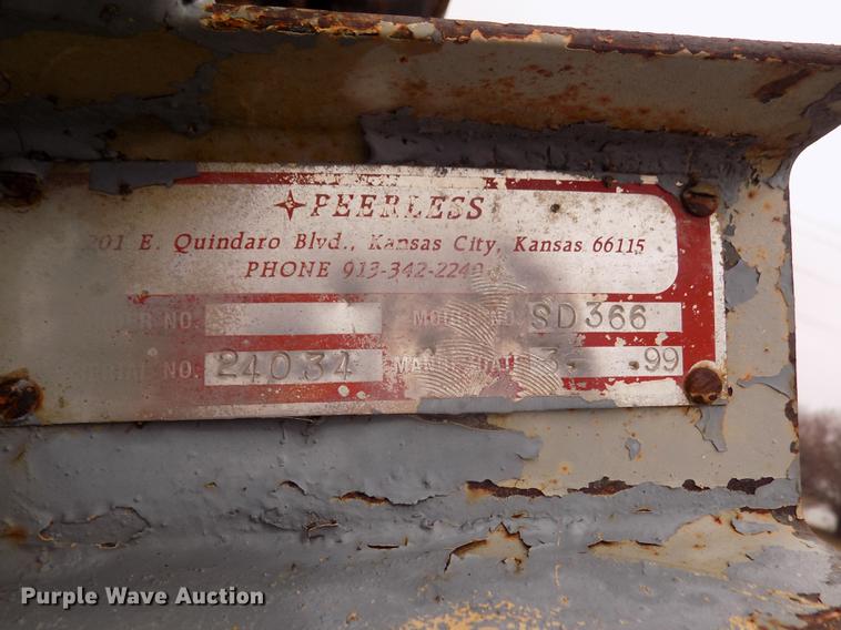 image for item DD2832 1999 Peerless SD366 shaker