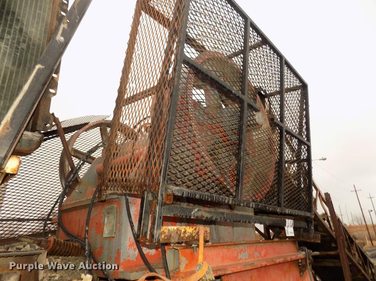 image for item DD2834 Universal 1024RB roller bearing jaw crusher