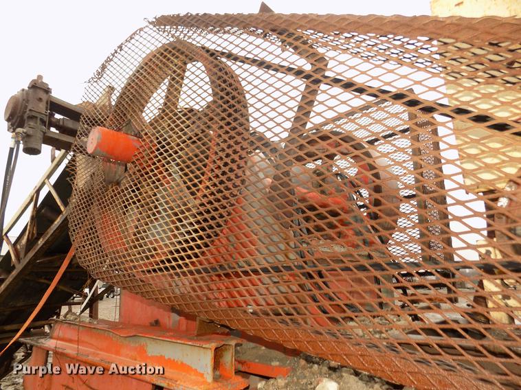 image for item DD2834 Universal 1024RB roller bearing jaw crusher