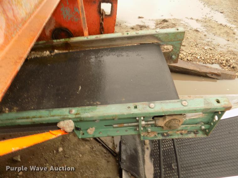 image for item DD2834 Universal 1024RB roller bearing jaw crusher