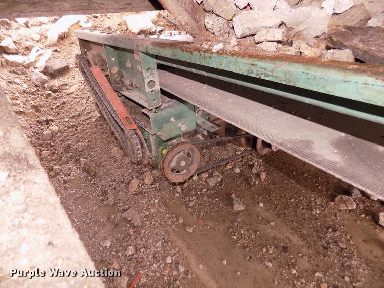 image for item DD2834 Universal 1024RB roller bearing jaw crusher