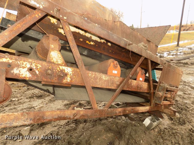 image for item DD2834 Universal 1024RB roller bearing jaw crusher