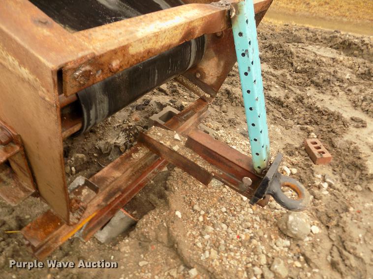 image for item DD2834 Universal 1024RB roller bearing jaw crusher