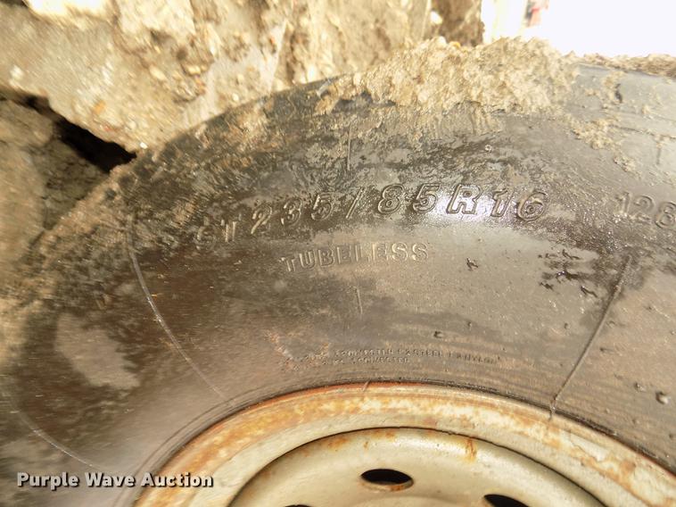 image for item DD2834 Universal 1024RB roller bearing jaw crusher