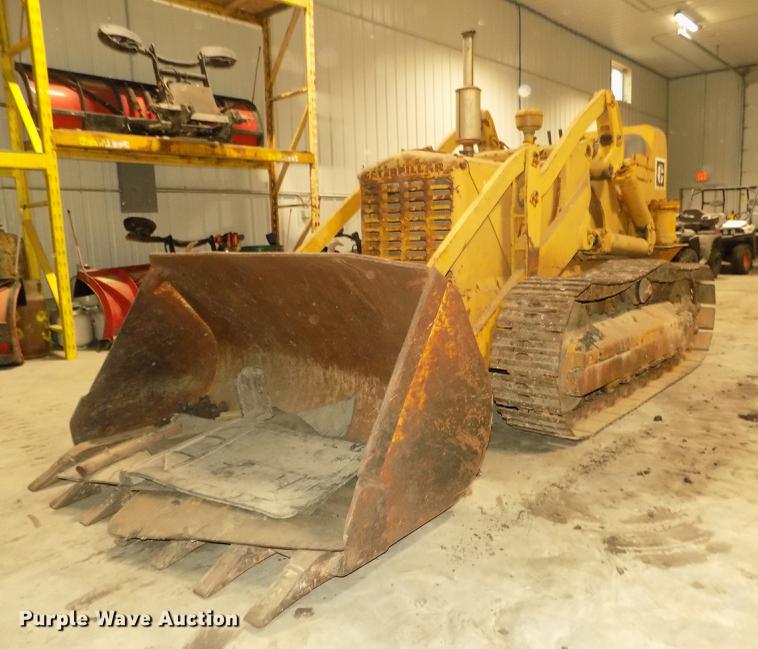 image for item DD2837 Caterpillar 933 track loader