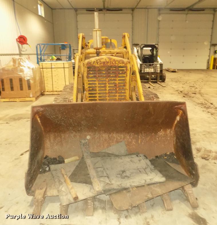 image for item DD2837 Caterpillar 933 track loader