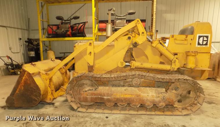 image for item DD2837 Caterpillar 933 track loader