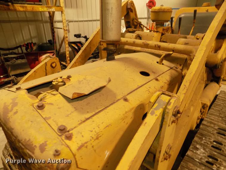 image for item DD2837 Caterpillar 933 track loader