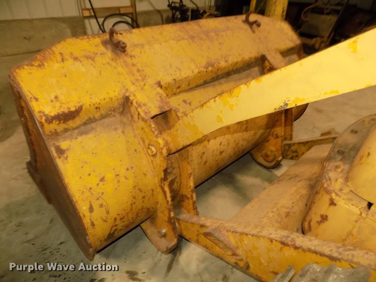 image for item DD2837 Caterpillar 933 track loader