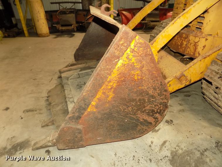 image for item DD2837 Caterpillar 933 track loader