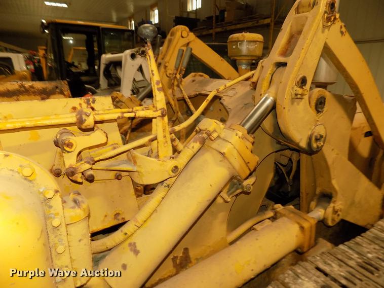 image for item DD2837 Caterpillar 933 track loader