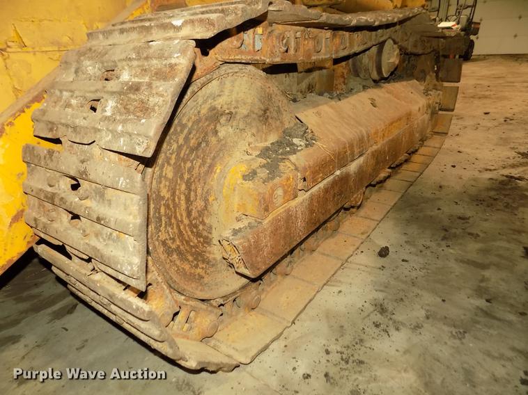 image for item DD2837 Caterpillar 933 track loader