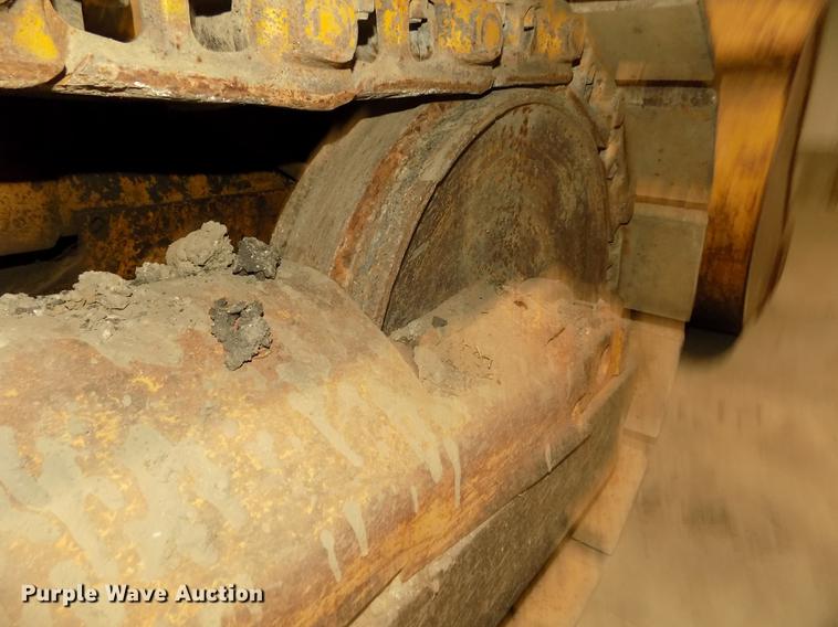 image for item DD2837 Caterpillar 933 track loader