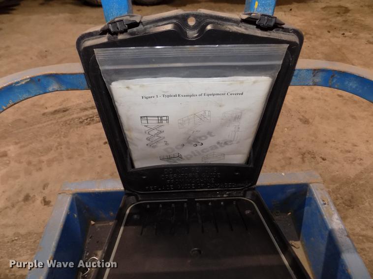 image for item DD2838 Genie 1930 scissor lift