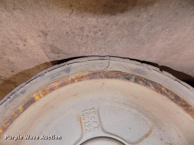 image for item DD2838 Genie 1930 scissor lift