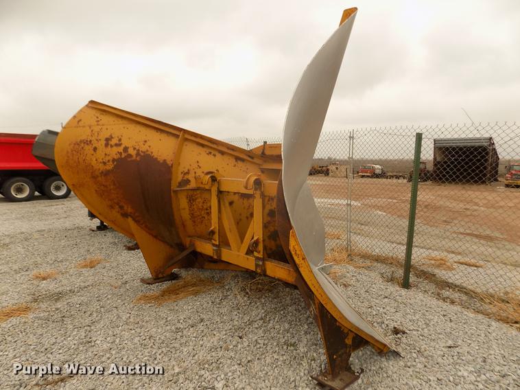 image for item DD2840 Balderson BV10-60 snow plow