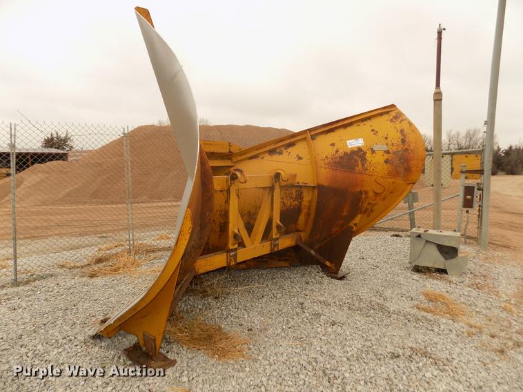 image for item DD2840 Balderson BV10-60 snow plow