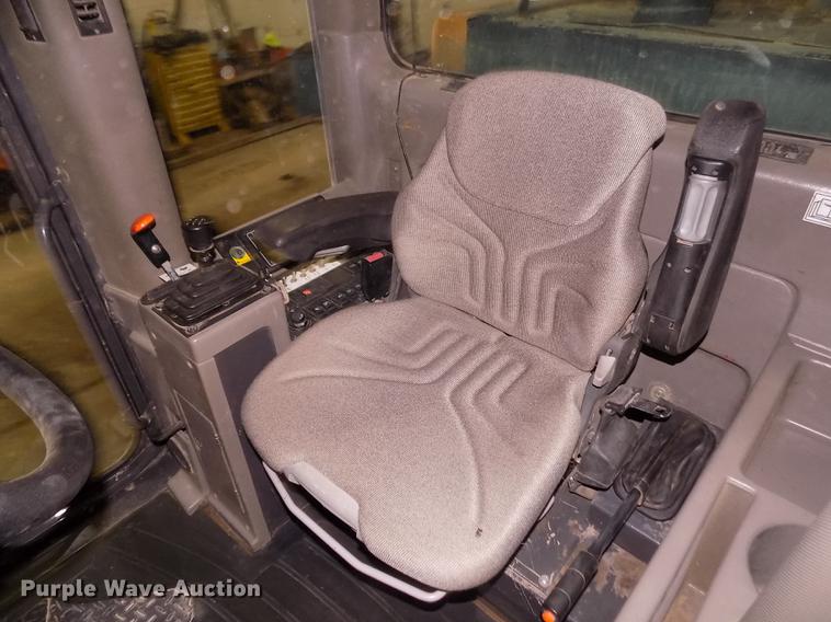 image for item DD2842 2005 Case 885 motor grader