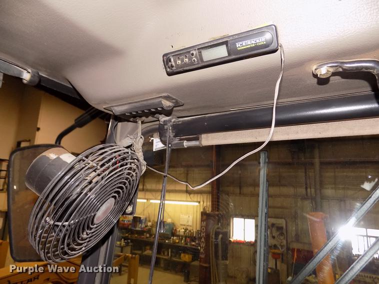 image for item DD2842 2005 Case 885 motor grader