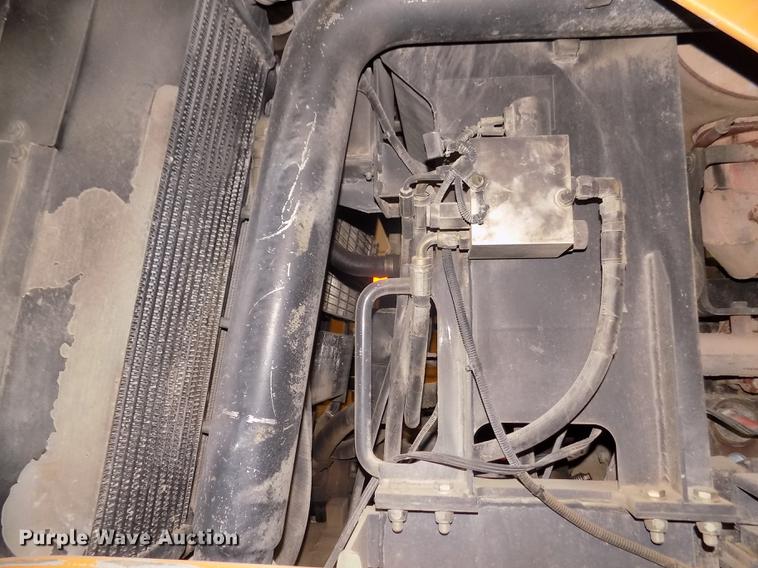 image for item DD2842 2005 Case 885 motor grader