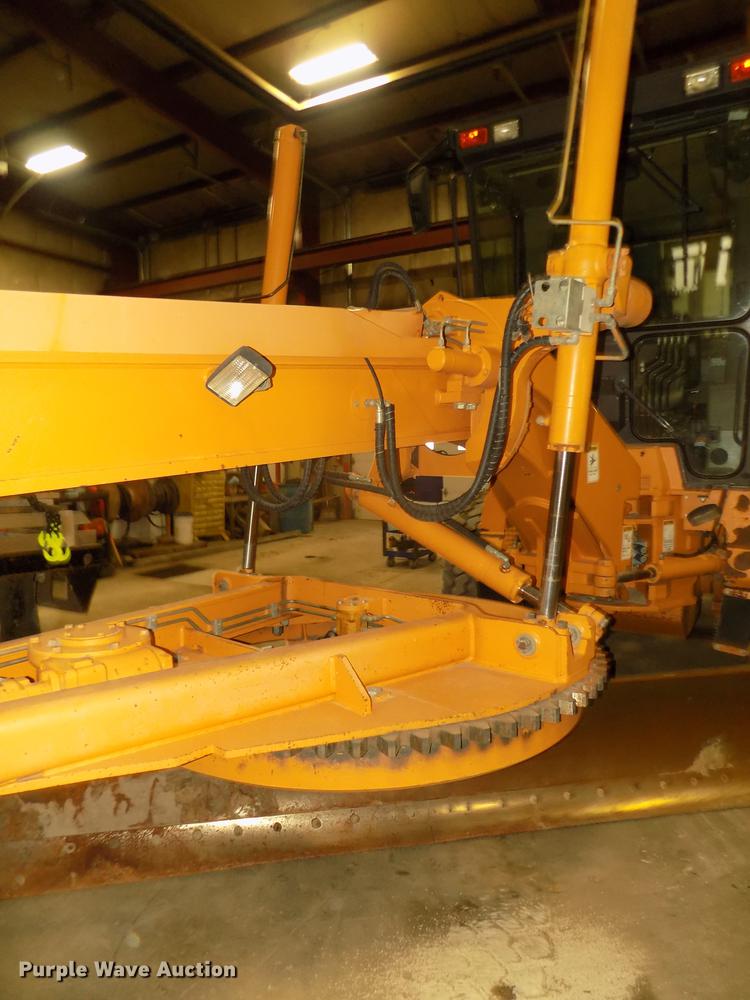 image for item DD2842 2005 Case 885 motor grader