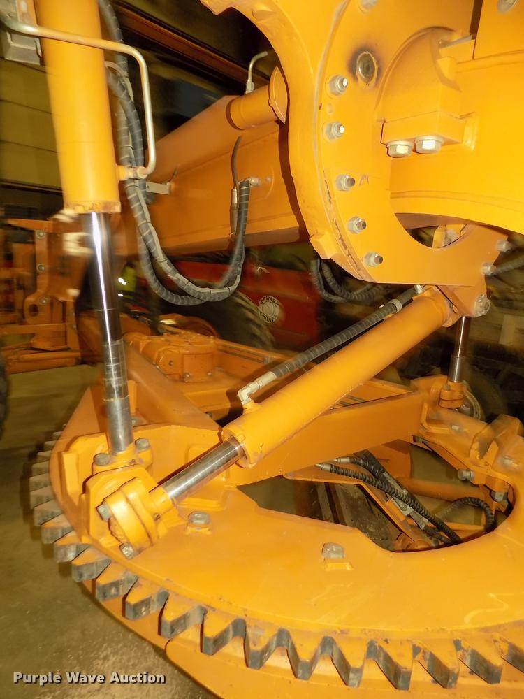 image for item DD2842 2005 Case 885 motor grader