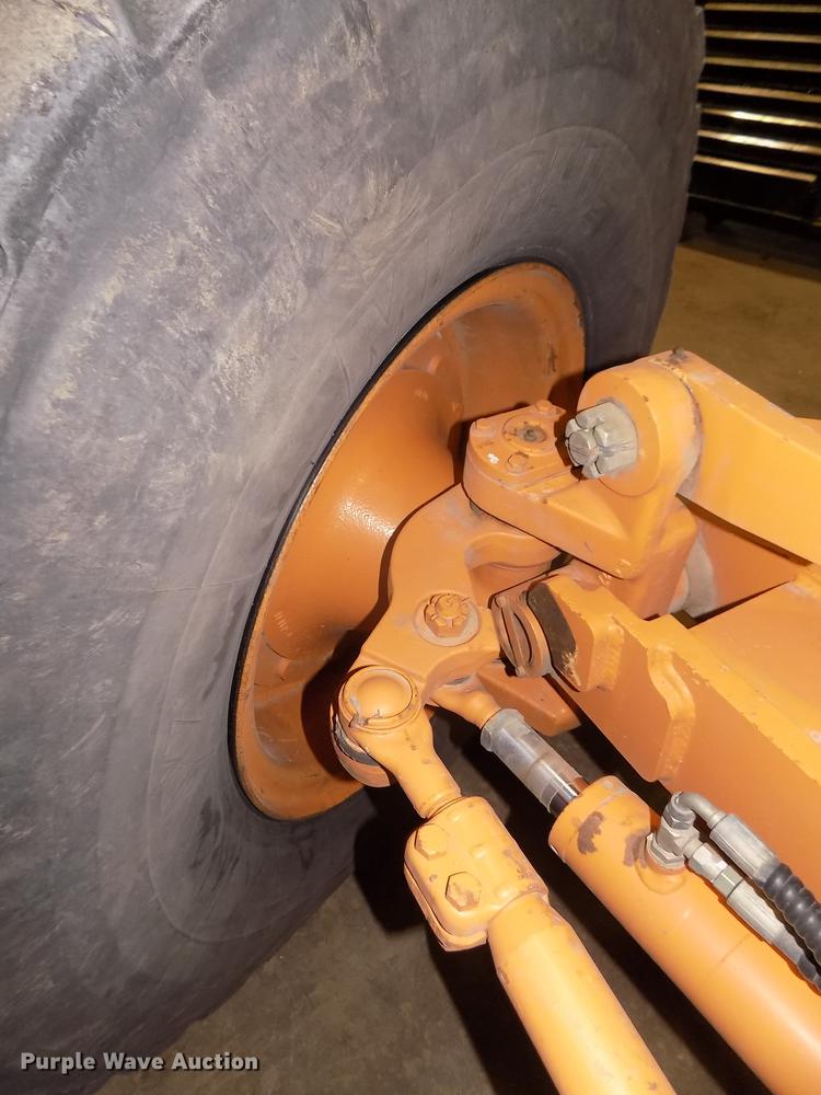 image for item DD2842 2005 Case 885 motor grader