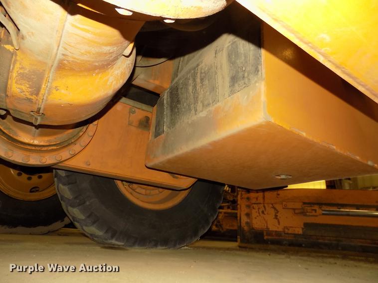 image for item DD2842 2005 Case 885 motor grader