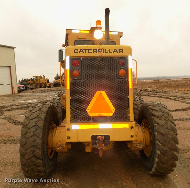 image for item DD2843 1985 Caterpillar 140G motor grader
