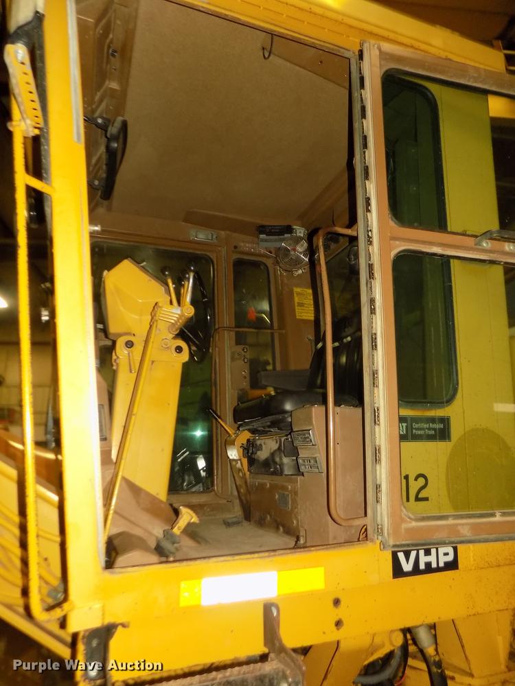 image for item DD2843 1985 Caterpillar 140G motor grader