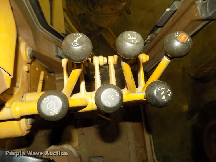 image for item DD2843 1985 Caterpillar 140G motor grader