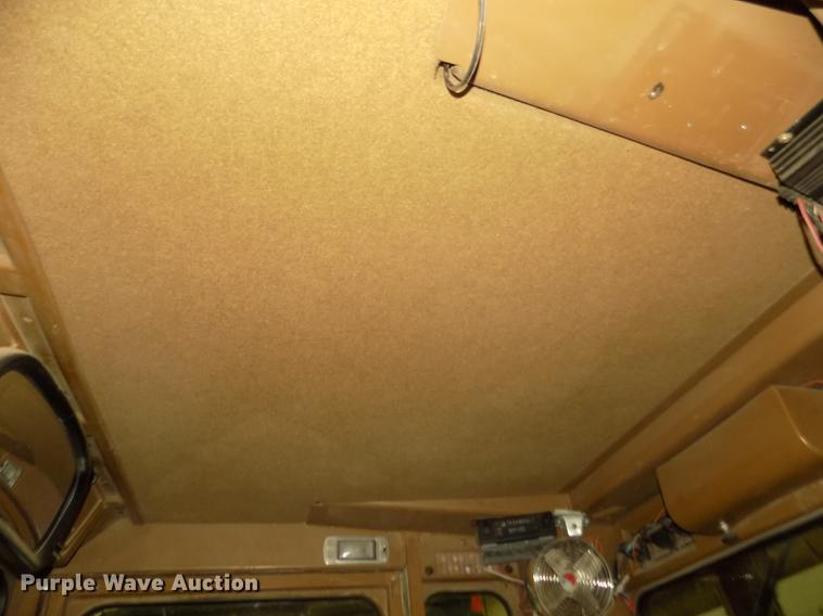 image for item DD2843 1985 Caterpillar 140G motor grader