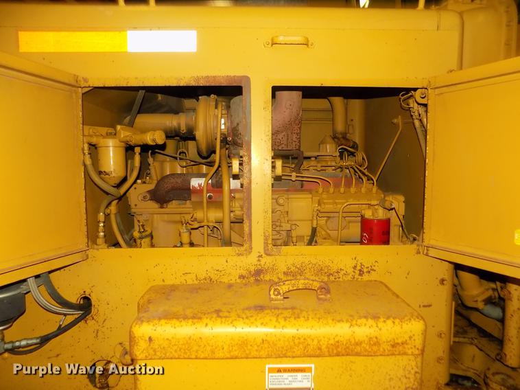 image for item DD2843 1985 Caterpillar 140G motor grader