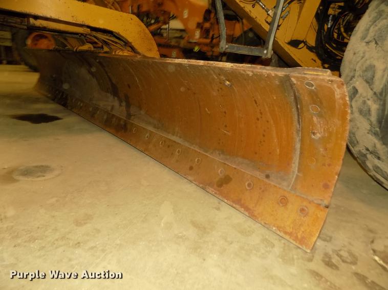 image for item DD2843 1985 Caterpillar 140G motor grader