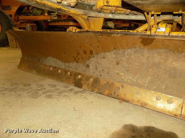 image for item DD2843 1985 Caterpillar 140G motor grader