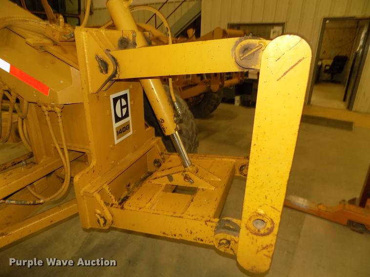 image for item DD2843 1985 Caterpillar 140G motor grader