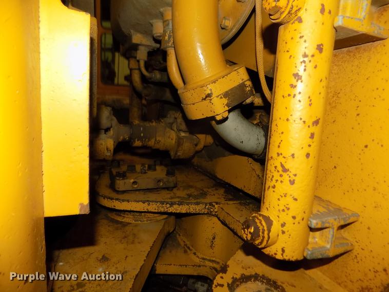 image for item DD2843 1985 Caterpillar 140G motor grader