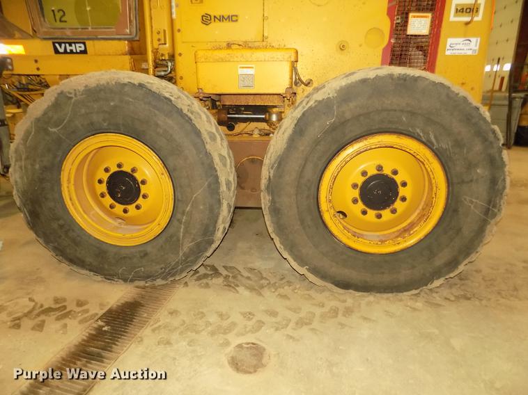 image for item DD2843 1985 Caterpillar 140G motor grader