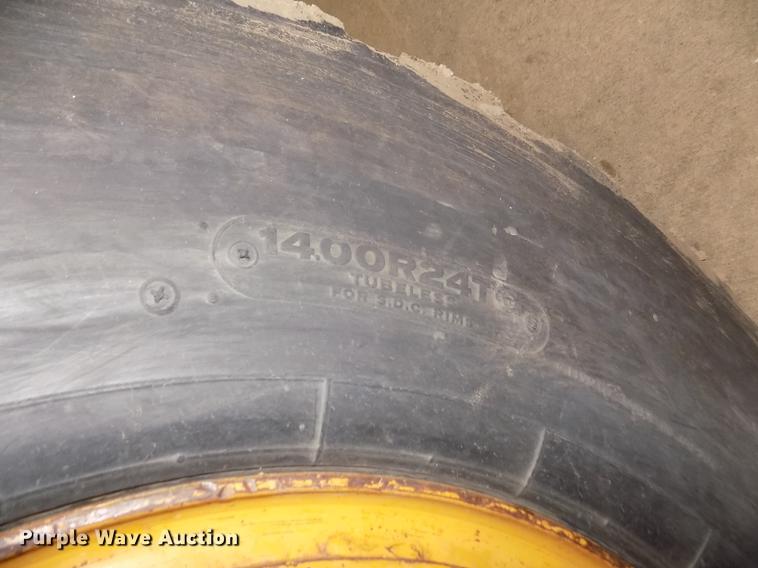 image for item DD2843 1985 Caterpillar 140G motor grader