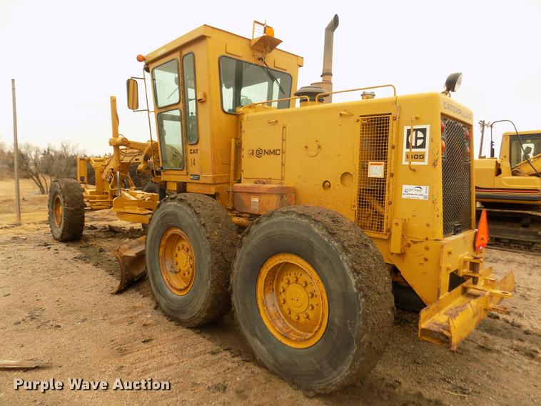 image for item DD2844 1985 Caterpillar 140G motor grader
